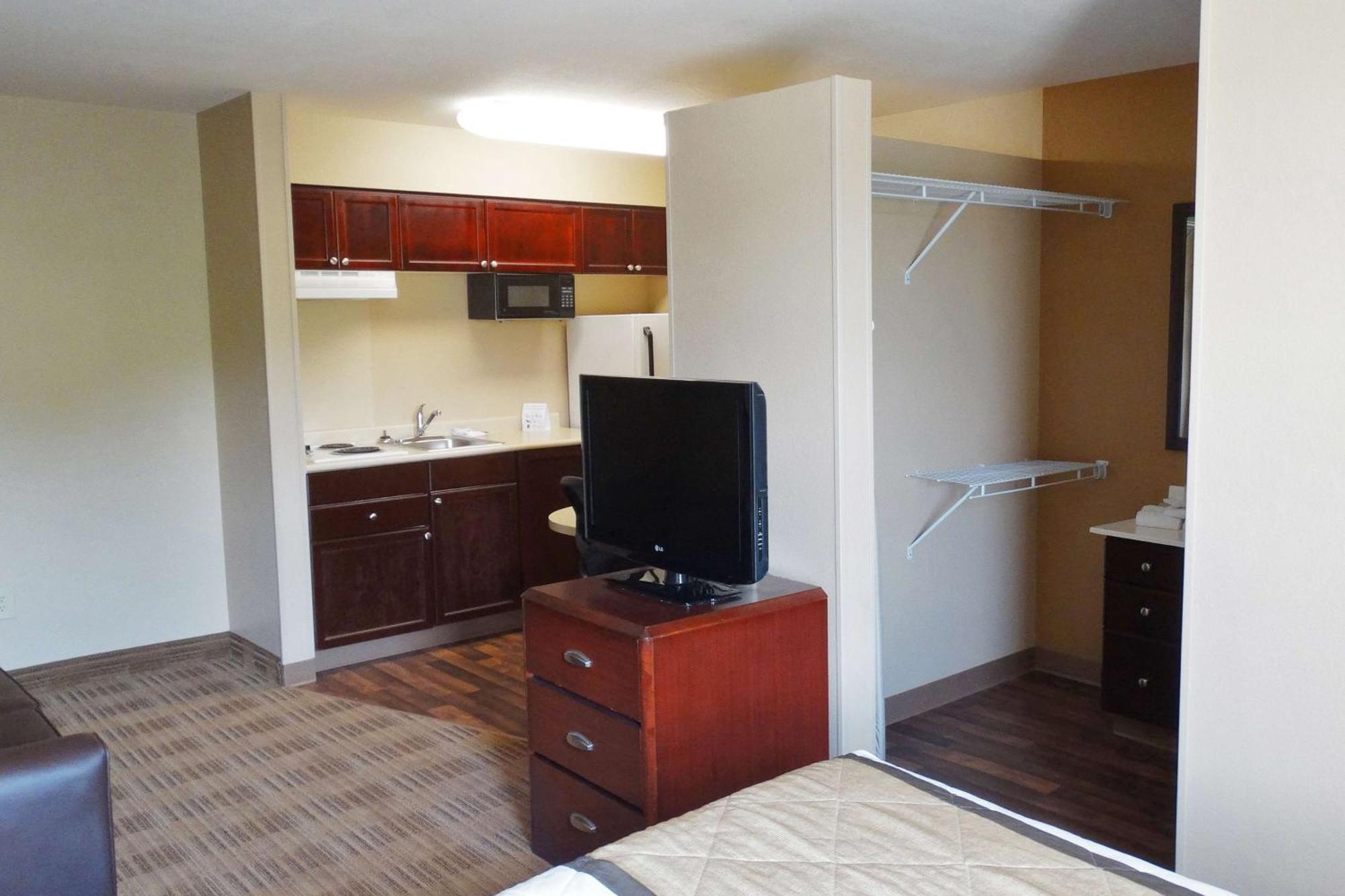 Extended Stay America Suites - Jacksonville - Deerwood Park Ngoại thất bức ảnh